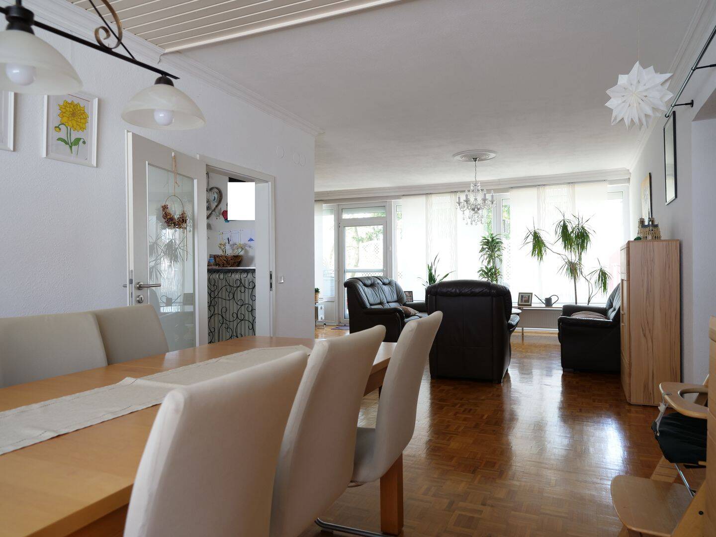Viel Platz für Ihre Ideen. Großzügiger Bungalow in ruhiger Lage von Erbes-Büdesheim – Erbes-Büdesheim – Vorschaubild 4