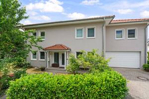 Bremen - Horn | Schönes, modernes 7-Zimmer-Einfamilienhaus mit Terrasse & Garten, Garage sowie tollen Details