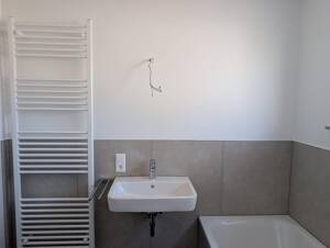 Hochwertig kernsanierte 3-Zimmer-Wohnung mit Balkon & Garage – 76532 Baden-Baden – Vorschaubild 6