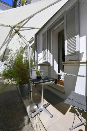 Modern möblierte Altbauwohnung mit Reinigungsservice in Stuttgart West – 70197 Stuttgart – Vorschaubild 6