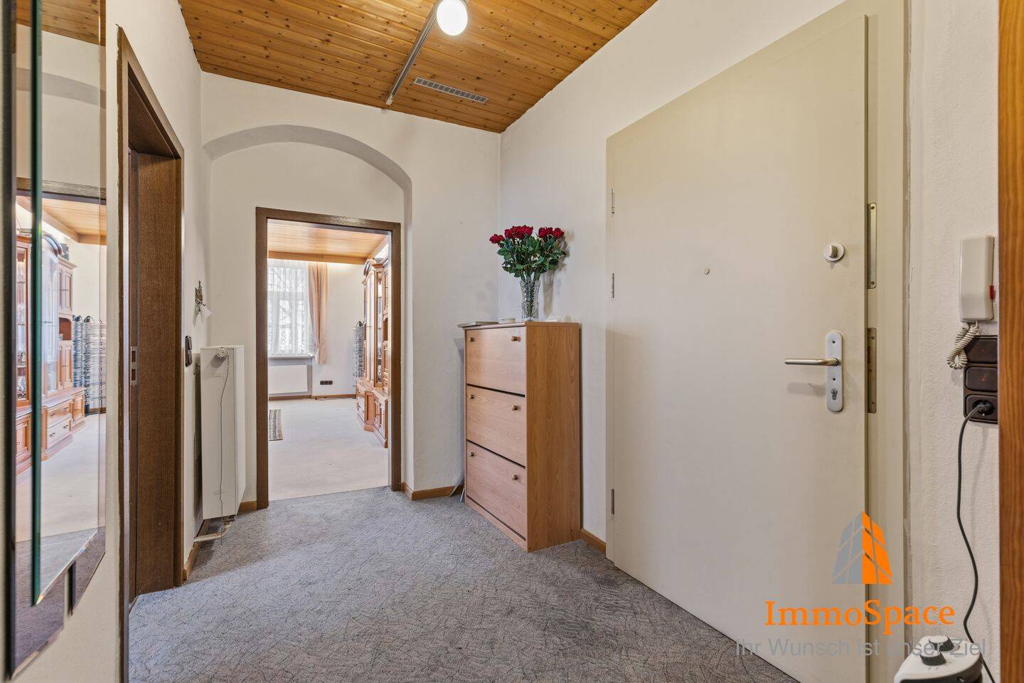 IMMOSPACE *DENKMALSCHUTZJUWEL MIT VIEL PLATZ!* – München – Vorschaubild 6