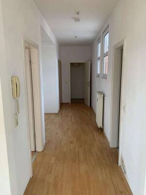 Dachgeschoss mit ruhiger Terrasse in den Innenhof – Röntgenstraße 1, 99085 Erfurt – Vorschaubild 6