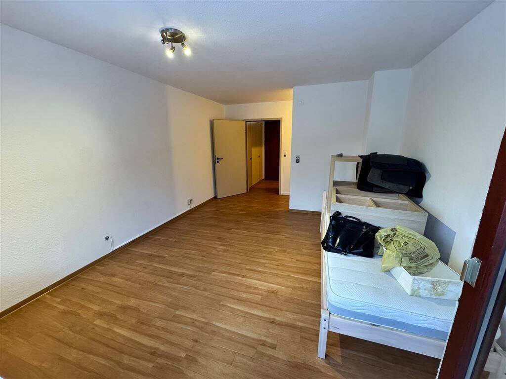 ! Helle 1 Zimmer-Wohnung in Würzburg-Frauenland ! – Würzburg – Vorschaubild 3
