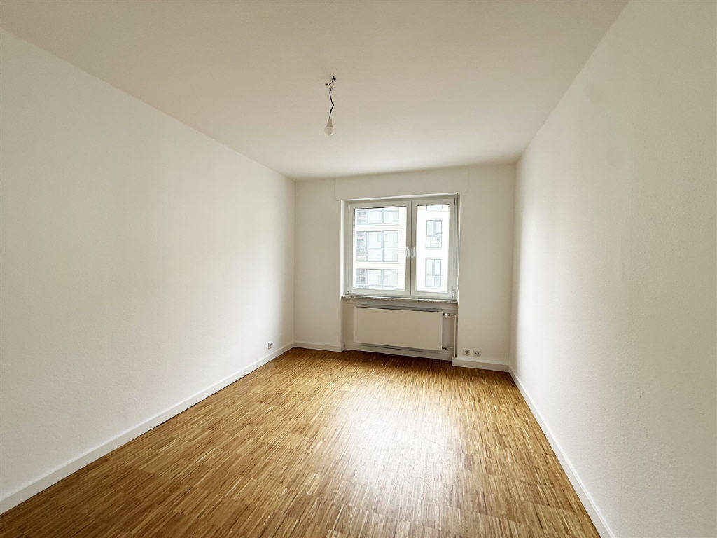 Umfangreich saniertes Mehrfamilienhaus mit 9 Top Wohnungen und großem Grundstück – Offenbach am Main – Vorschaubild 7