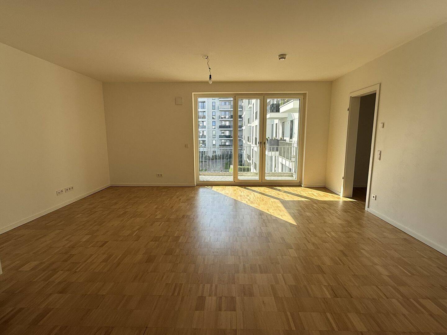 Moderne Familienwohnung mit 2 Balkonen in Tonndorf - Wentzel Dr. – Hamburg – Vorschaubild 2