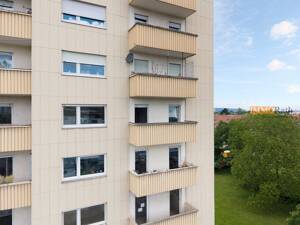 IMMORath.de - Helle 2-Zimmer-Wohnung mit Ausblick in Freiburg – 79115 Freiburg im Breisgau – Vorschaubild 8