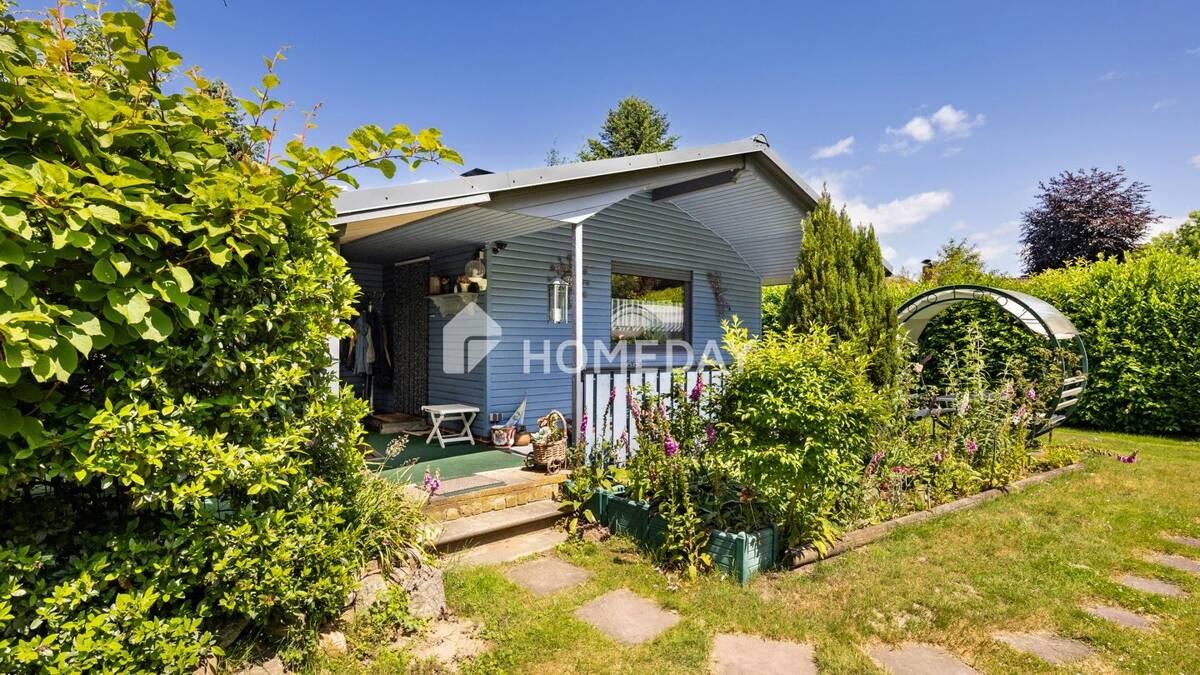 Charmantes Ferienhaus auf großem Grundstück - Ihr Zweitwohnsitz im Grünen | Hagen i. Bremischen – 27628 Hagen im Bremischen – Bild 1 von 9
