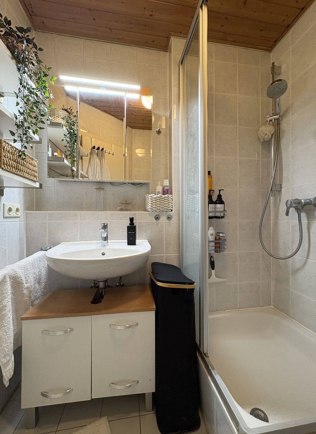 Teilmöblierte 1-Zimmer-Dachgeschosswohnung mit Balkon, inkl. TG und EBK – Ingolstadt – Vorschaubild 6