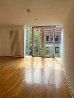 hochwertige 2-Raum-Wohnung im Erfurter Zentrum - Aufzug - Parkett – 99084 Erfurt – Vorschaubild 3