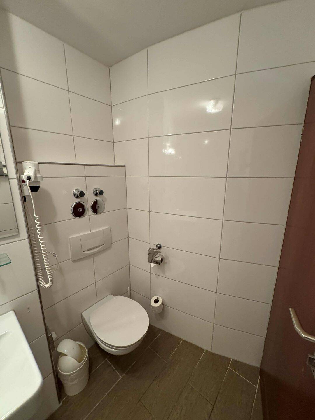 Sehr gepflegtes und langjährig vermietetes Appartement in der beliebten Weststadt! – Karlsruhe – Vorschaubild 9