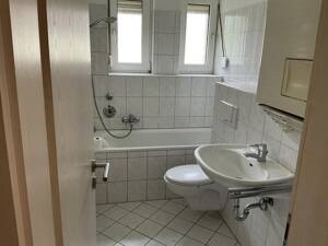 Wohnen in Hagen Vorhalle: schicke 3-Zimmer-Wohnung im 1. Obergeschoss! – 58089 Hagen – Vorschaubild 2