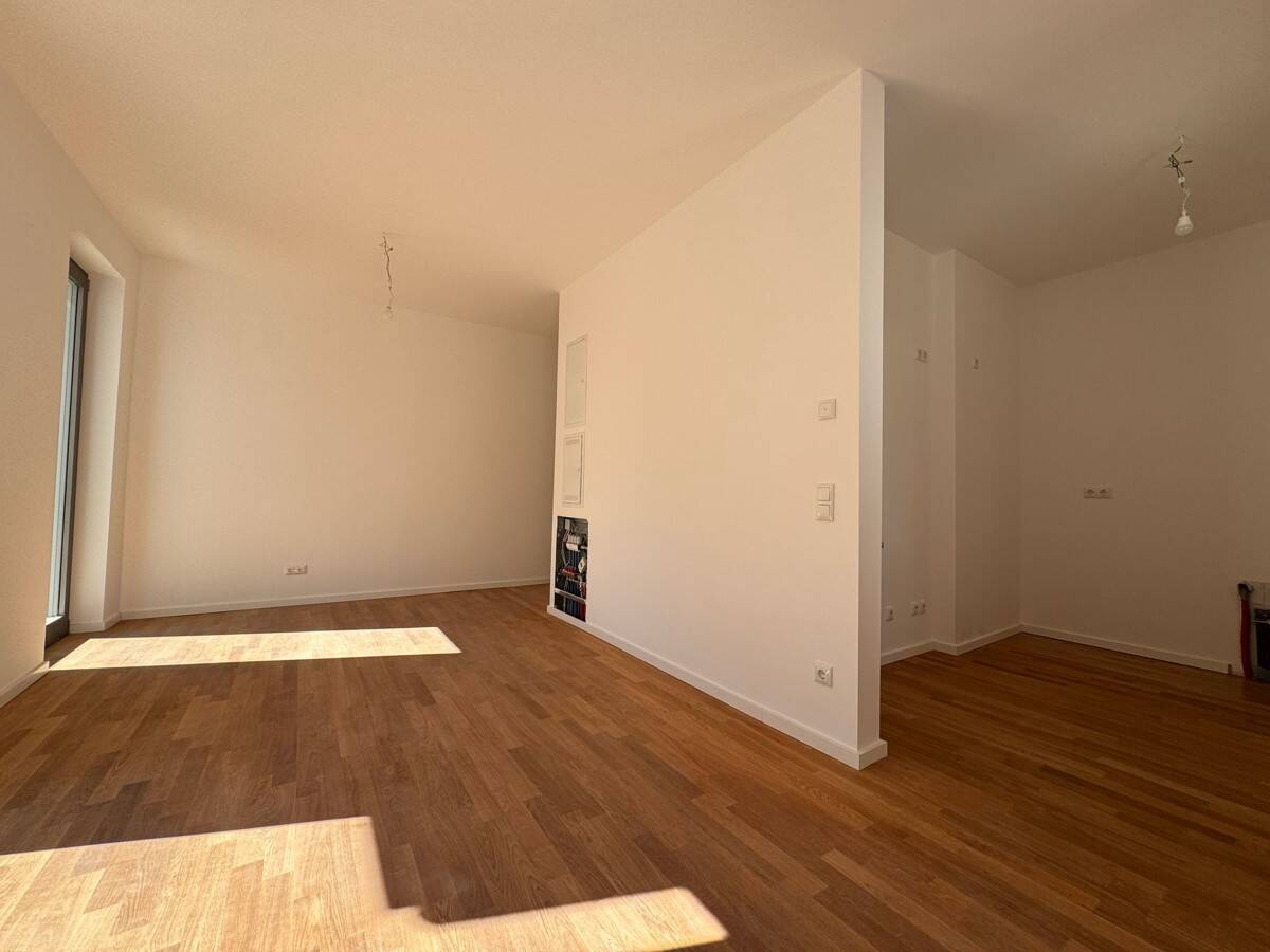 SPECIAL OFFER: Berliner Allee: ERSTBEZUG im NEUBAU per 2025 : u.a. 1-Zi- EG- Wohnung mit TERRASSE – Berlin – Vorschaubild 3