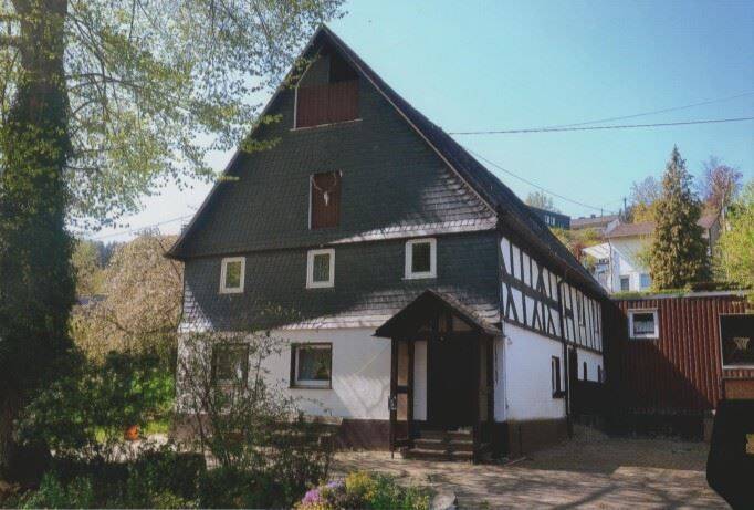 Charmantes Fachwerkhaus mit großem Grundstück – Siegen – Vorschaubild 2