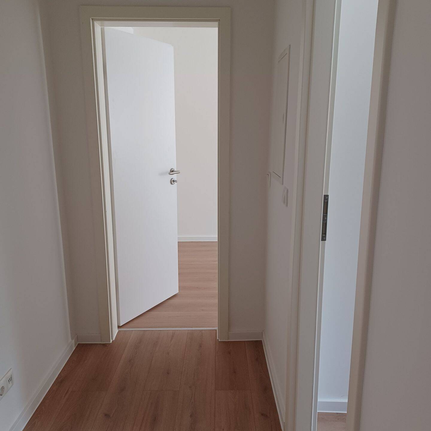 Freundliche, renovierte 3-Zimmer-Wohnung in zentraler Lage – Nürnberg – Vorschaubild 7