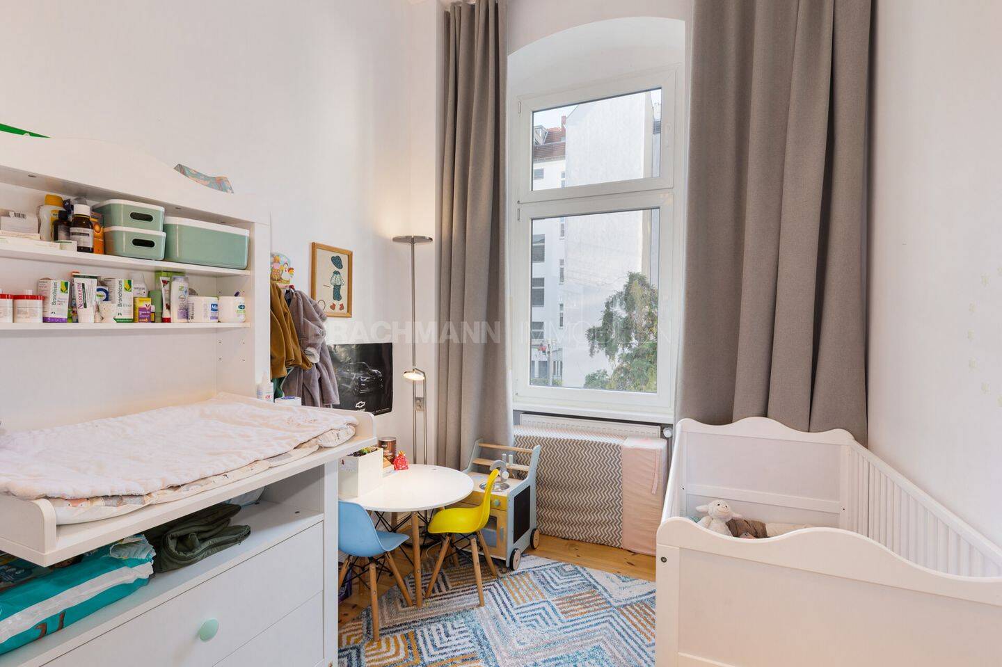 Nur noch ein Schritt zu Ihrem neuen Zuhause in Charlottenburg – Berlin – Vorschaubild 8