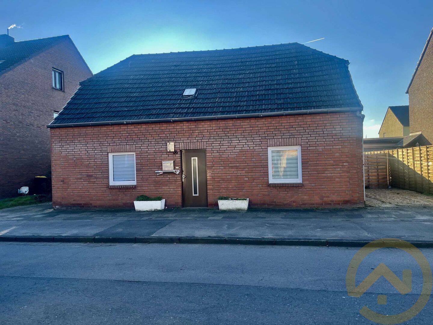 Zechenhaus mit separatem Anbau für Selbermacher und Handwerker in Moers-Repelen – Moers – Vorschaubild 2