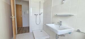 Gut und Günstig Wohnen: 2 Zimmer, Küche, Bad – 33613 Bielefeld – Vorschaubild 4