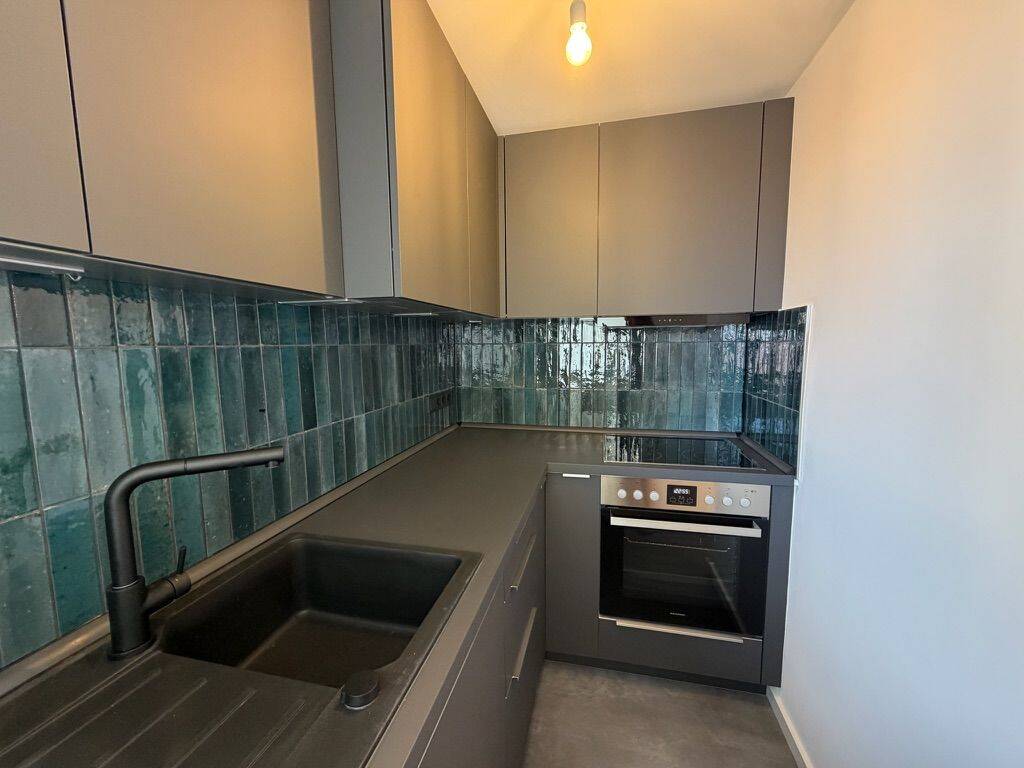 Komplett sanierte 2-Zimmer-Wohnung in Schwabing-West — Erstbezug mit Balkon & Aufzug – München – Vorschaubild 6