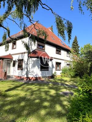 Charmante Doppelhaushälfte in ruhiger Heiligensee - Lage! Viel Platz mit Spitzboden und Vollkeller