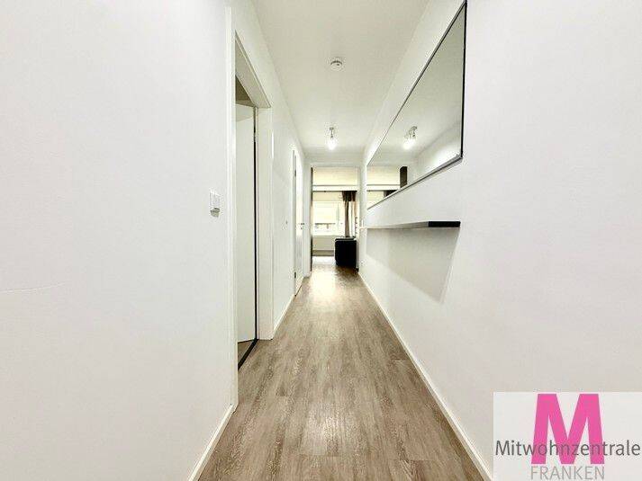 Modern möblierte 2-Zimmer-Wohnung mit Designküche in zentraler Lage von Nürnberg