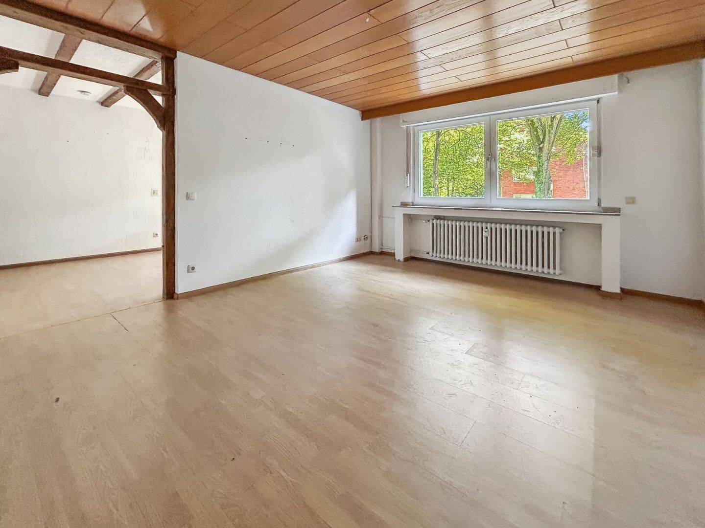 Helle Wohnung mit drei Zimmern in attraktiver und ruhiger Lage von Duisburg – Duisburg – Bild 1 von 9
