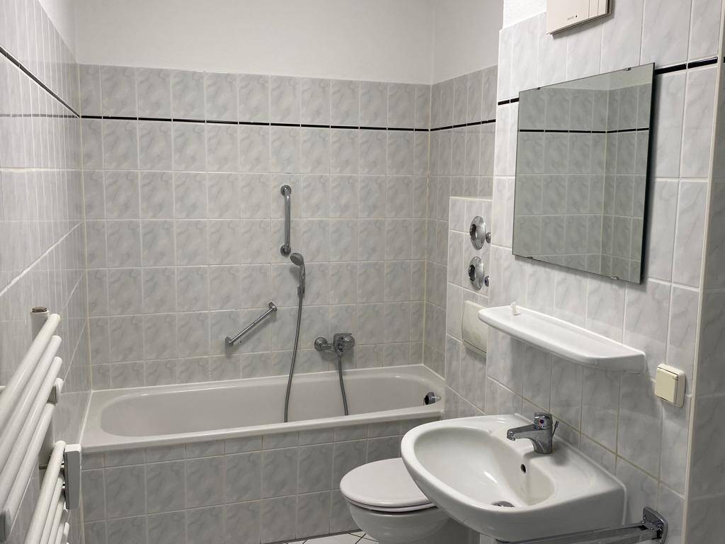 Sonnige Zweiraumwohnung im grünen Schloßchemnitz – Tannenstraße 17, 9113 Chemnitz – Vorschaubild 7