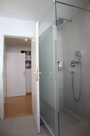 Lichtdurchflutete 3-Zimmer-Wohnung mit Blick auf die Stadt – 70192 Stuttgart – Vorschaubild 9