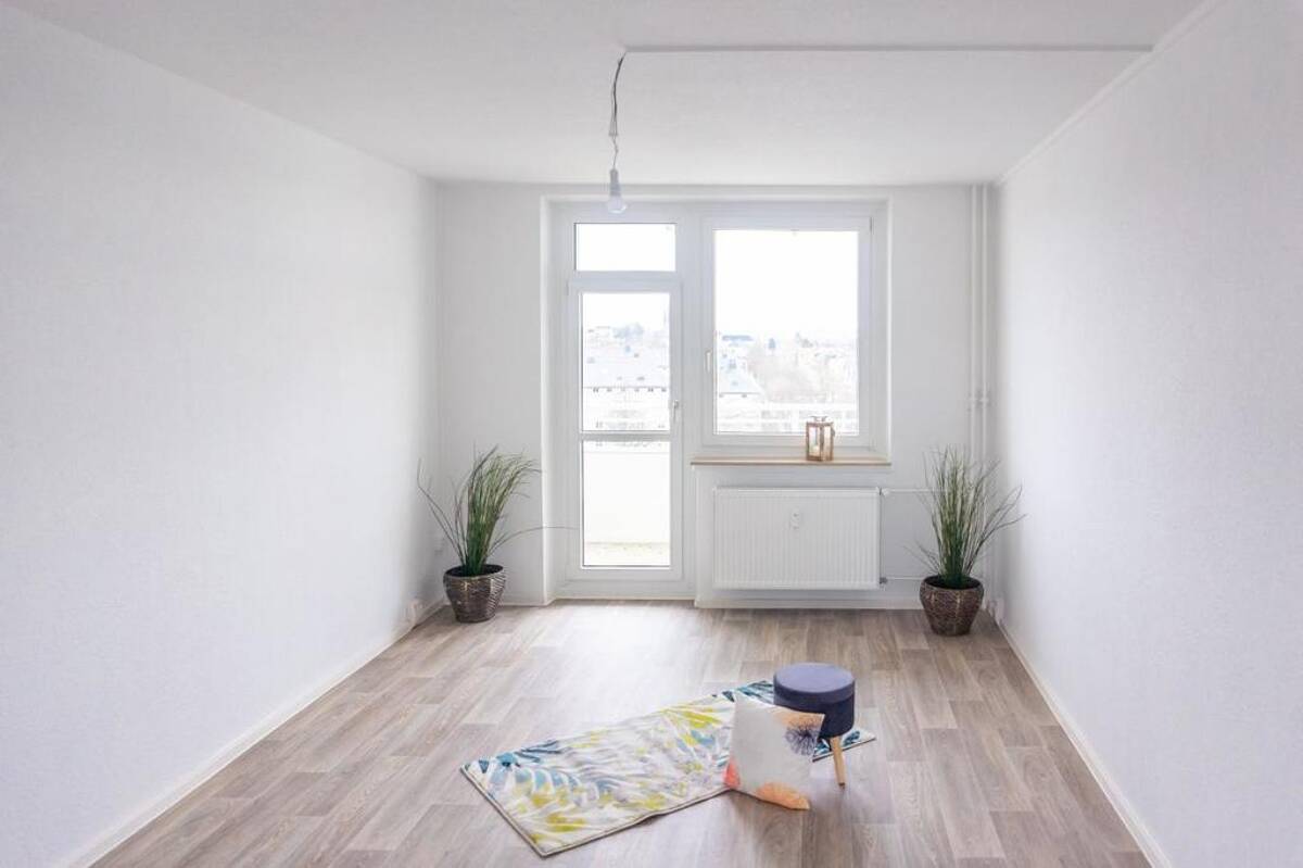 Hier könnte Euer neues 3-Raum-Wohndomizil mit Balkon sein – 9126 Chemnitz – Bild 1 von 5
