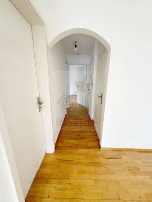 IMMOBILIEN SCHNEIDER - freie, perfekt geschnittene und sehr helle 2 Zimmer-Wohnung in kleiner Anlage – 81827 München – Vorschaubild 9