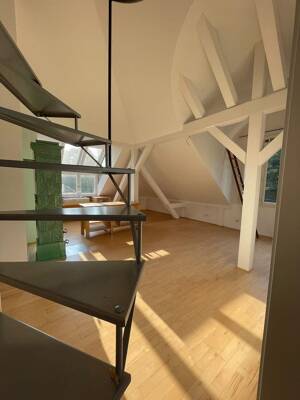 Exklusive provisionsfreie Dachgeschosswohnung mit Galerie und Wintergarten und separatem Appartement – 81541 München – Vorschaubild 4