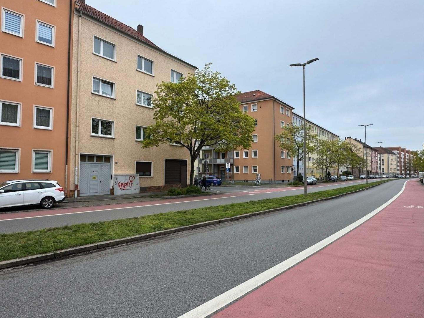 Provisionsfrei & frisch saniert! 3-Zimmer-Wohnung – Erstbezug nach umfassender Sanierung. Ideal für Selbstnutzer oder Kapitalanleger. – Nürnberg – Bild 1 von 9