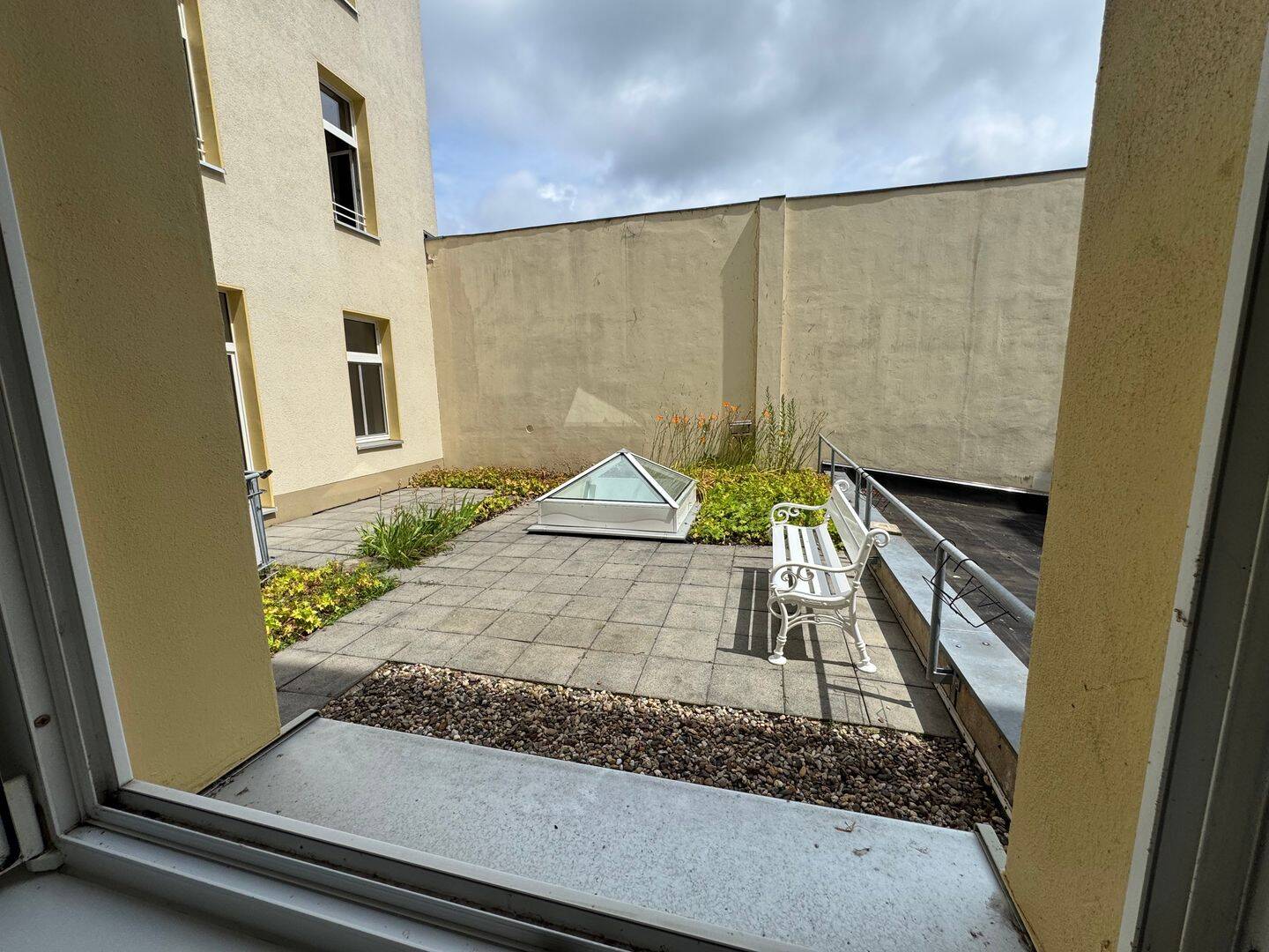 Zweiraumwohnung mit Balkon und Einbauküche