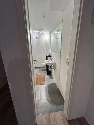 Mitten in STUTTGART ! Wunderschönes WG Zimmer in Stuttgart ab 16.07.2026 – 70190 Stuttgart – Vorschaubild 2