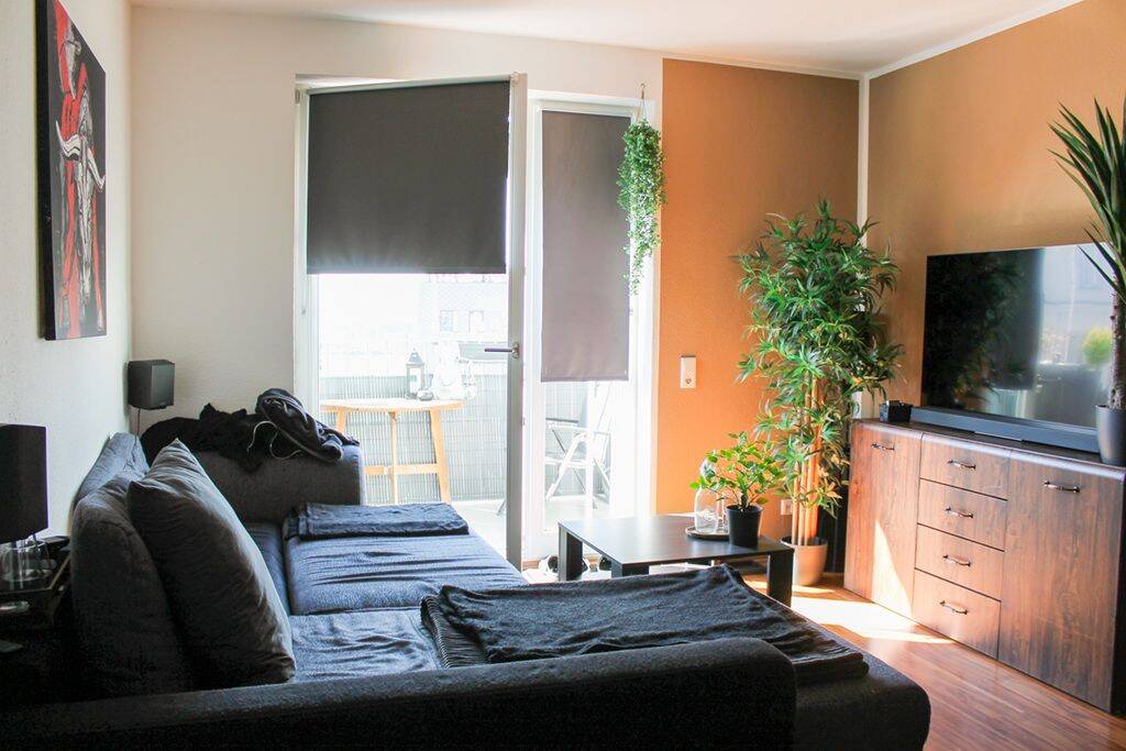 *Exklusive 3 Raum WE in Dresden* *kernsaniert*Südbalkon/Elbblick* *EBK*Stellplatz*provisionsfrei* – Dresden – Vorschaubild 2