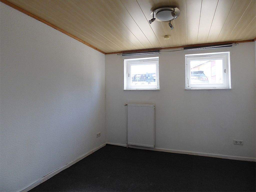 Reihenmittelhaus in Bremen-Huckelriede | Verkauf im Bieterverfahren | Garten | teilvermietet | – Bremen – Vorschaubild 6