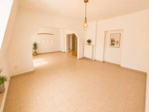 Großzügige 3-Zimmer-Altbauwohnung mit Einbauküche und großer Dachterrasse – 47226 Duisburg – Vorschaubild 5