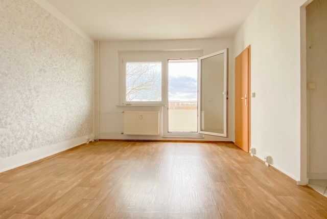 Single-Bude mit Einbauküche & Dusche & Balkon & Aufzug – Chemnitz – Vorschaubild 6
