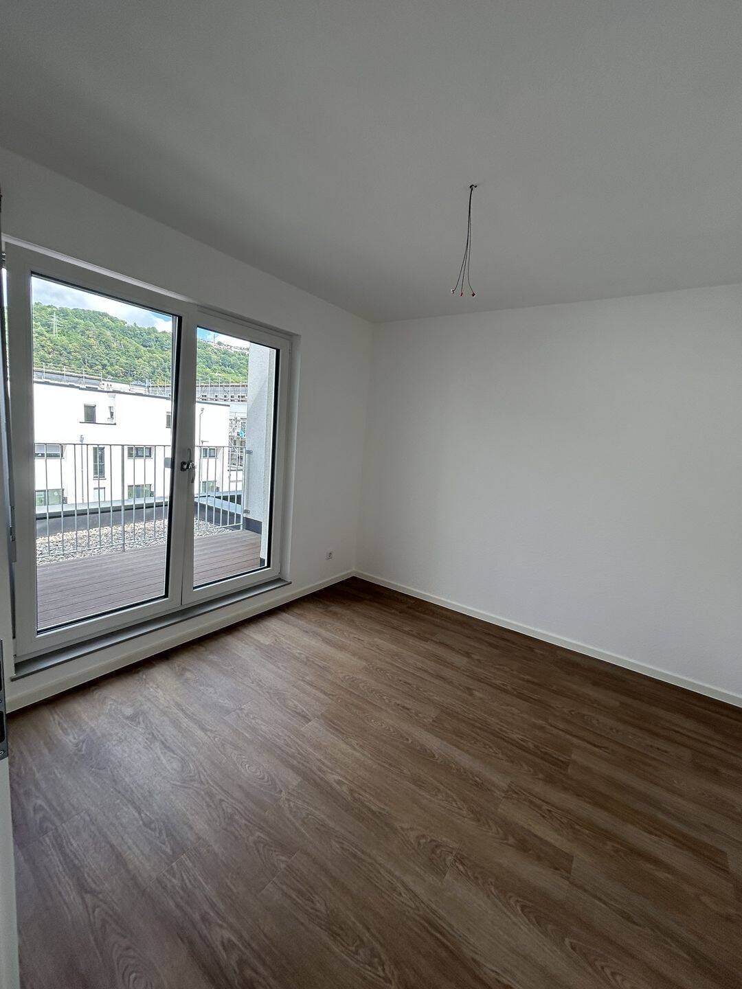 Neubau 4-Zimmer-Maisonette-Wohnung mit zwei Dachterrassen in Trier-Euren! – Trier – Vorschaubild 9