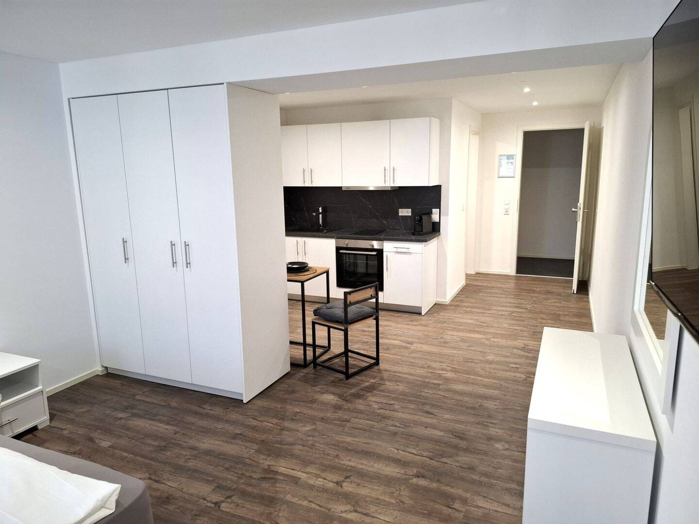 Boardinghaus 1-Zimmerwohnung Reutlingen - Wohnen auf Zeit ab 1 Monat – Reutlingen – Vorschaubild 3