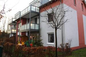 Bei VIVAWEST die Sonnenstrahlen auf dem eigenen Balkon genießen.