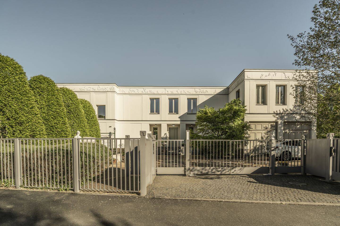 Zeitlose Eleganz - Exklusives Villenanwesen auf parkähnlichem Grundstück – Potsdam – Vorschaubild 4