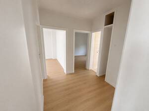 Erstbezug nach Modernisierung -helle 3 Zimmer Wohnung mit neuem Bad in zentraler Lage – 67655 Kaiserslautern – Vorschaubild 5
