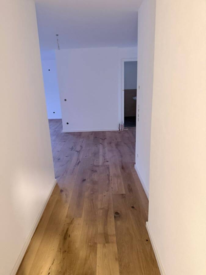 Moderne 3-Zimmer-Wohnung mit 3 Balkonen in einer begehrten Lage – Ingolstadt – Vorschaubild 8