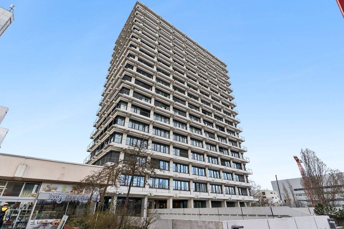 1-Zimmer-Wohnung im Hochhaus mit traumhafter Aussicht – 80809 München – Bild 1 von 7