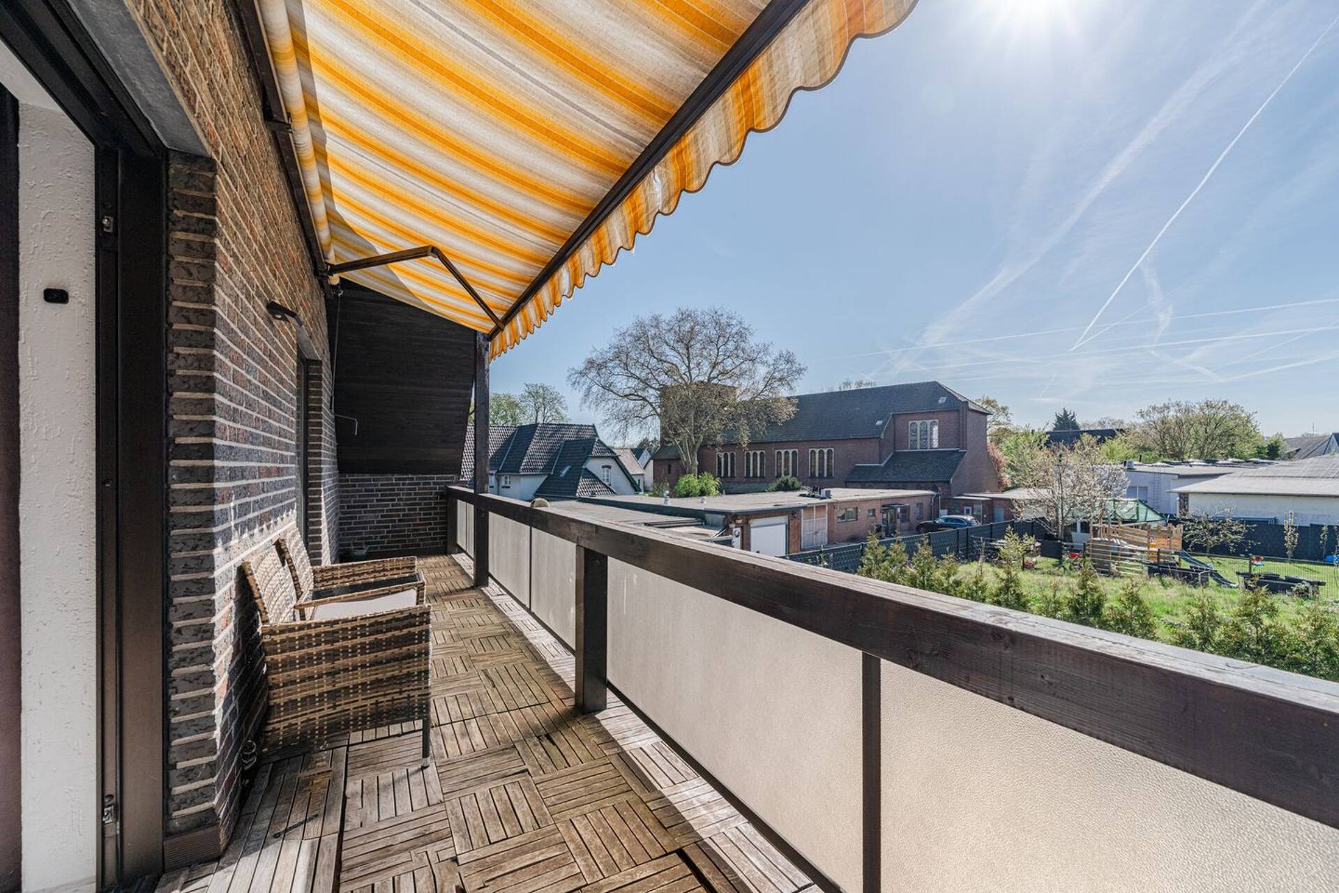 Haus in 47443 Moers mit 280 m² kaufen