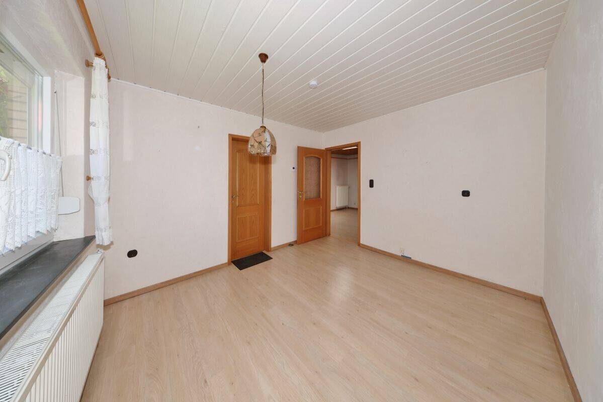 TT: Großzügig wohnen, individuell gestalten - Bungalow mit Stil und Potenzial! – Wilhelmshaven – Vorschaubild 8