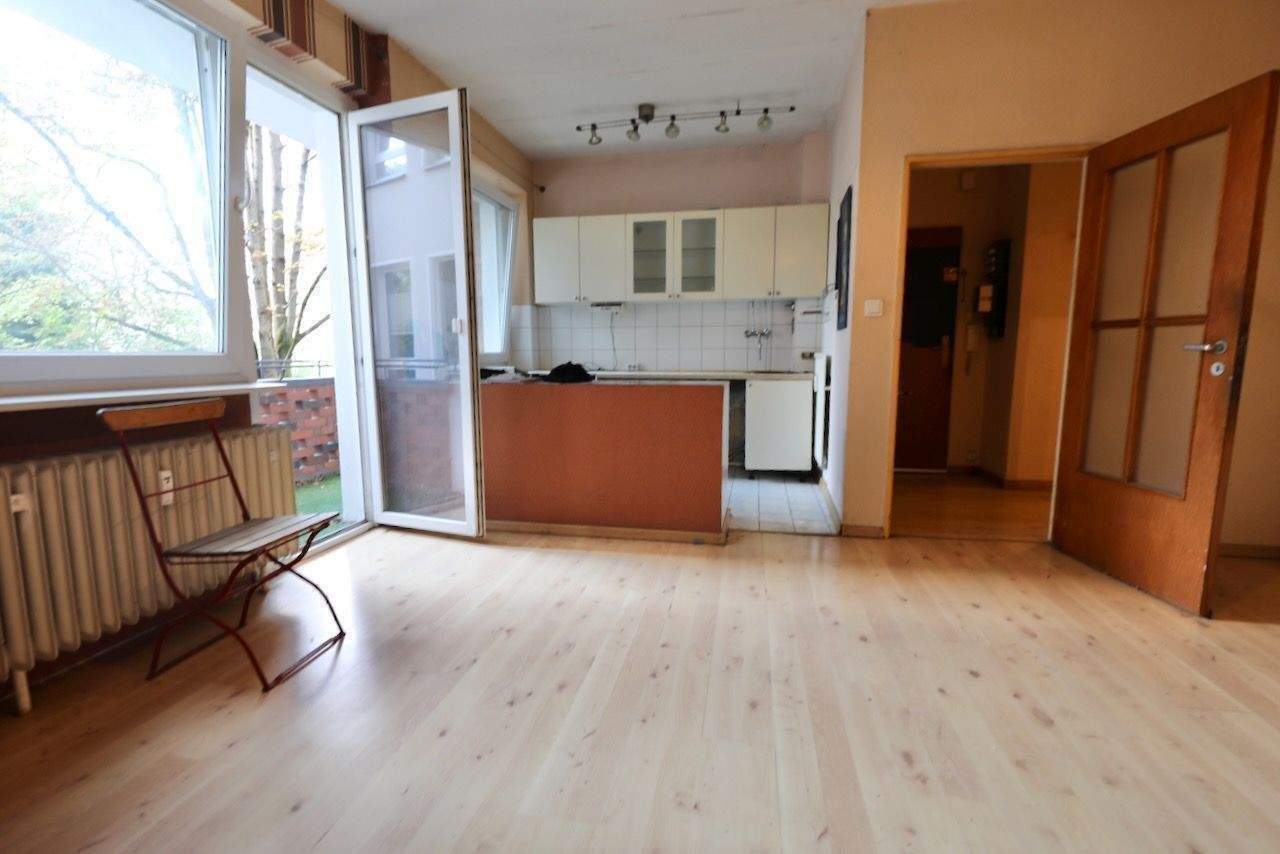 AUFZUG, BALKON & GEMEINSCHAFTLICHE DACHTERRASSE - ZENTRAL GELEGEN - ZUM NEU GESTALTEN – Berlin – Vorschaubild 7
