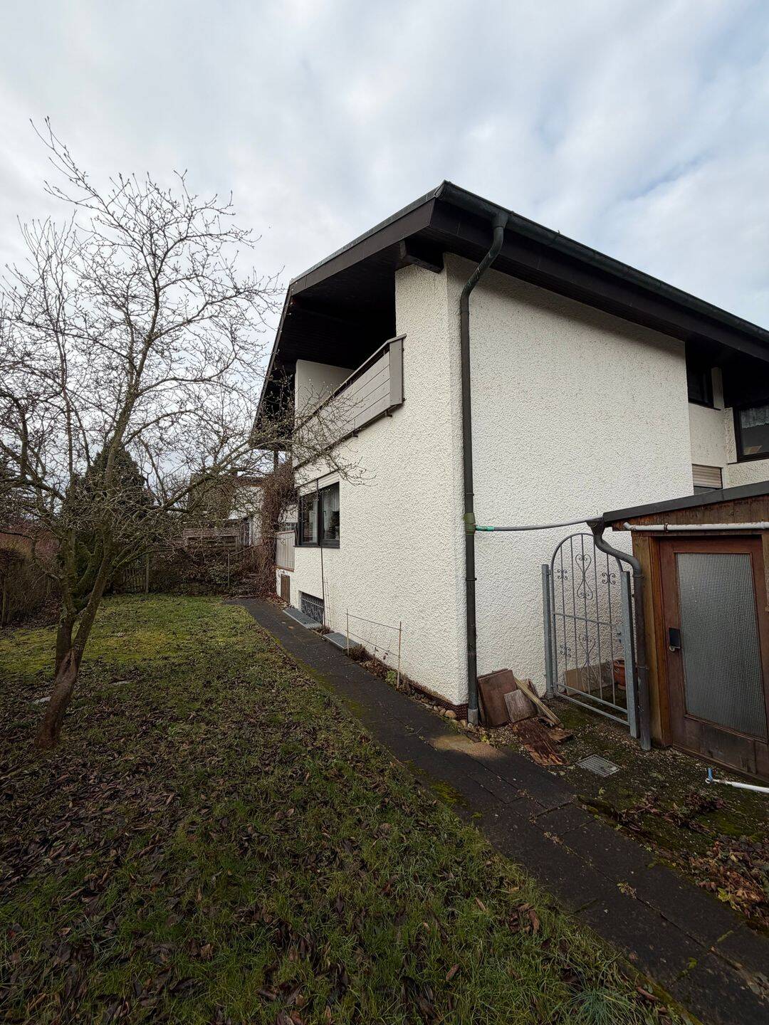 Großzügiges Familienhaus mit viel Potenzial in Abstatt – Abstatt – Vorschaubild 3