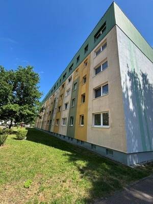 3-Raumwohnung, mit Stellplatz – 6862 Dessau-Roßlau – Vorschaubild 1