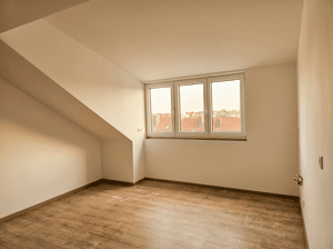 Erstbezug: Lichtdurchflutete neu erbaute Dachgeschosswohnung über dem Norden Ingolstadts